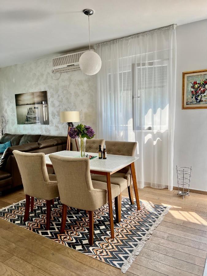 Apartments Tivat Bagian luar foto