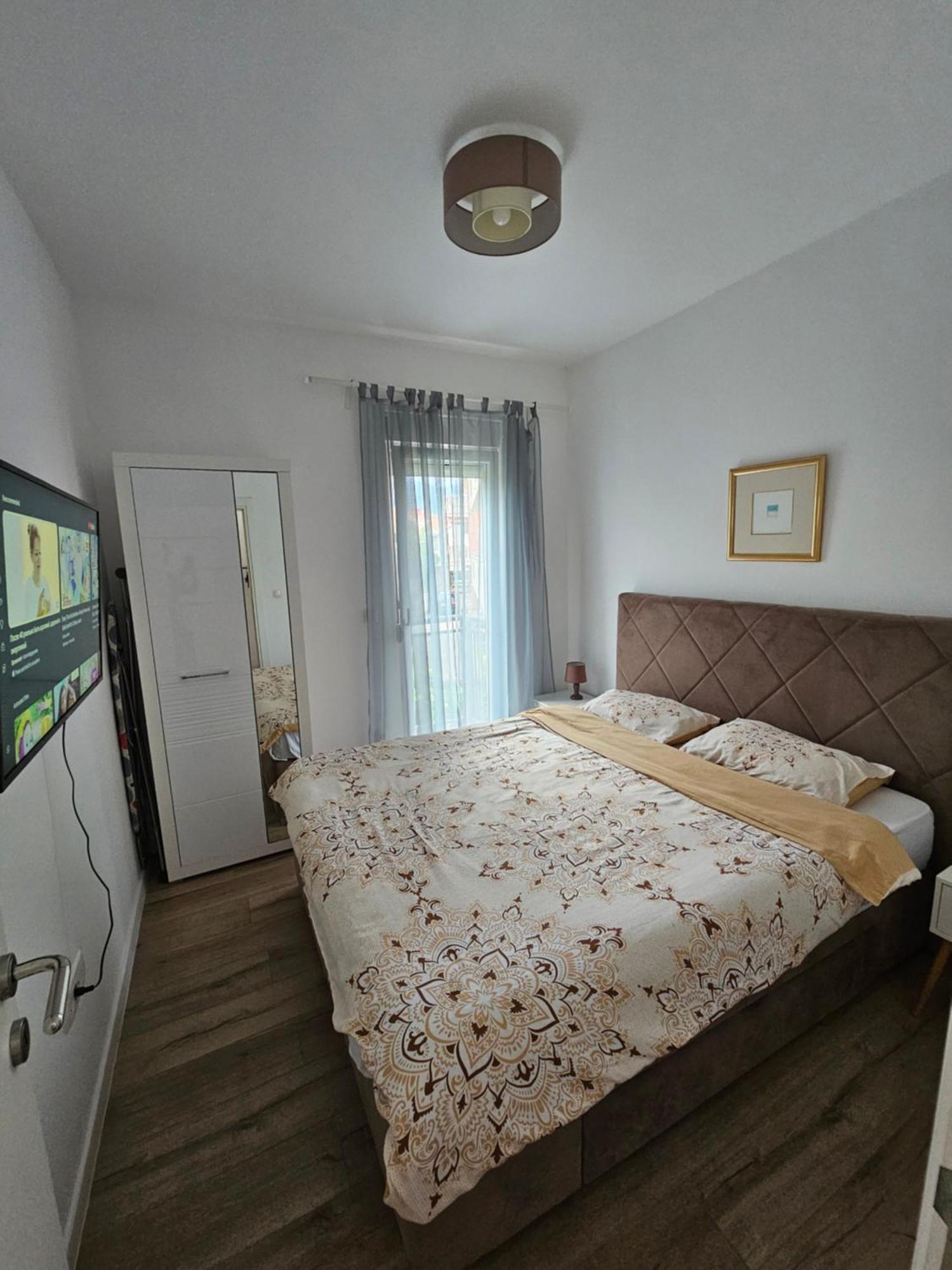Apartments Tivat Ruang foto