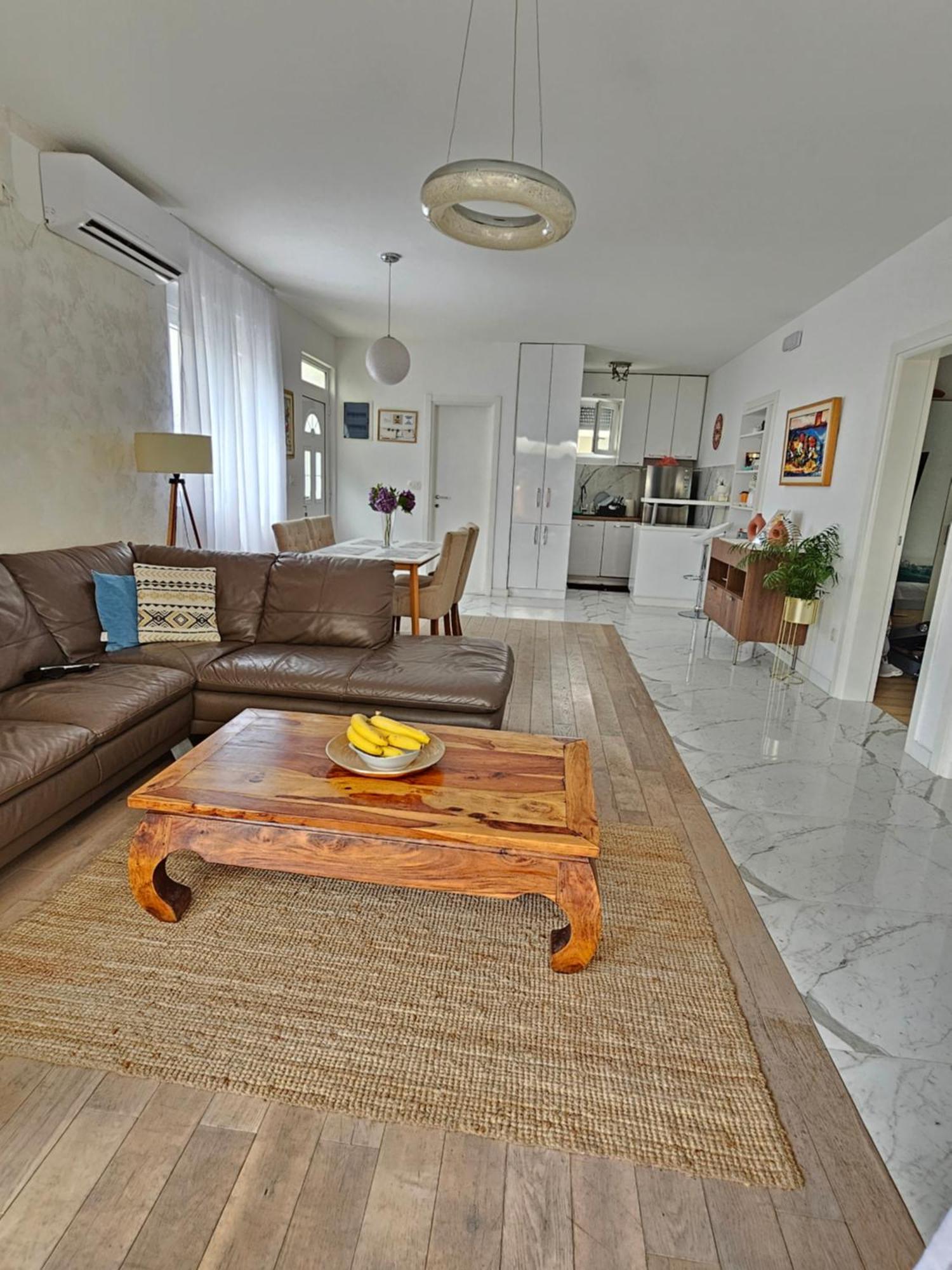 Apartments Tivat Bagian luar foto