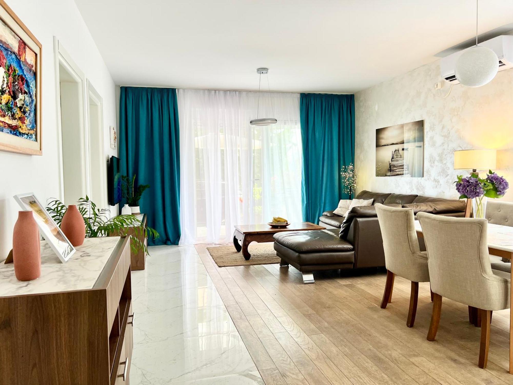 Apartments Tivat Bagian luar foto